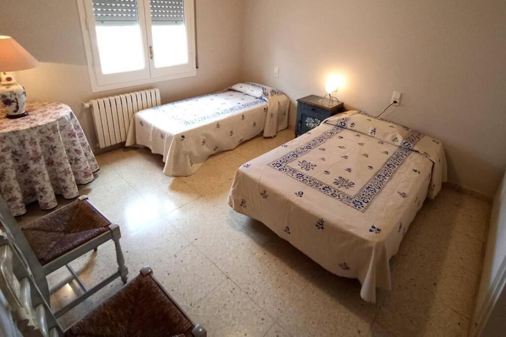 Ca La Merce - Agradable Casa En アメール エクステリア 写真